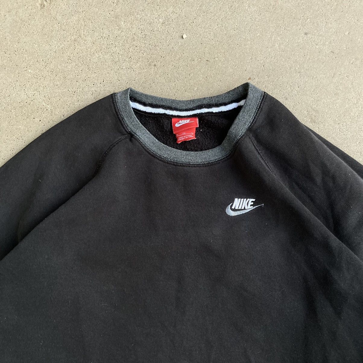 Nike Vintage Nike sweatshirt with sleeve pocket Y2K Size US M / EU 48-50 / 2 - 2 Thumbnail