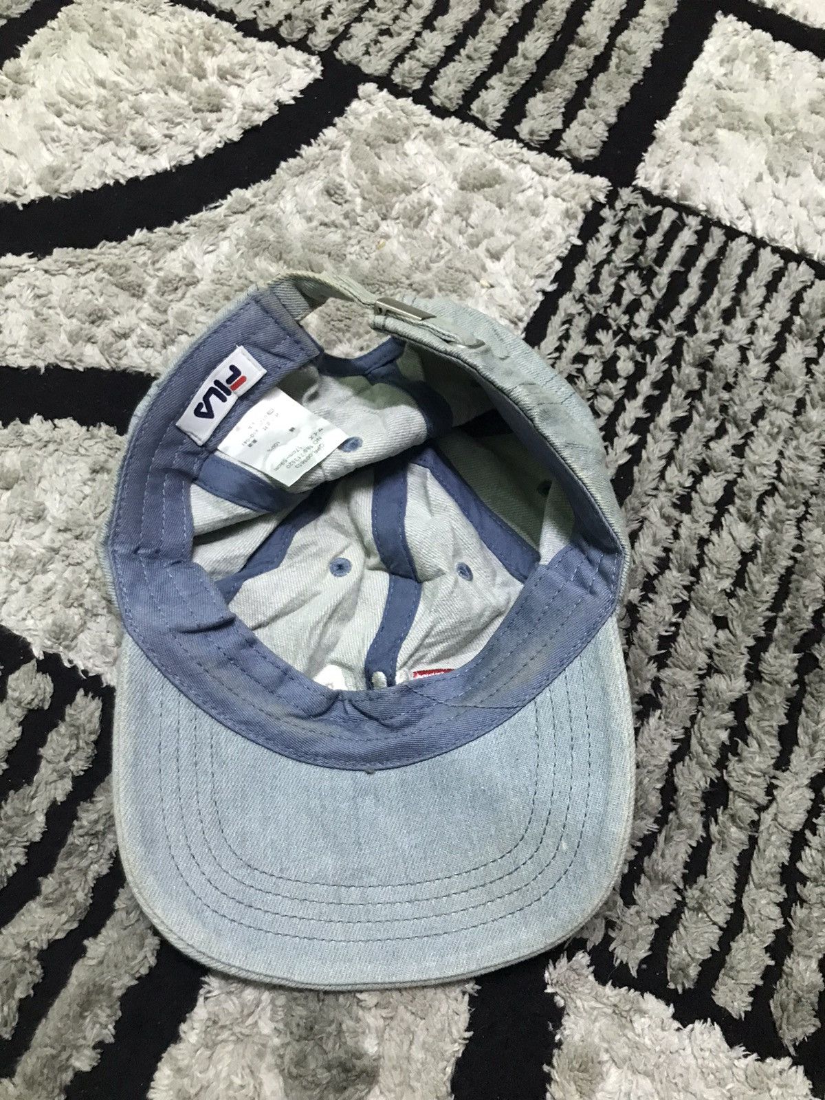 Fila × Vintage Fila Size ONE SIZE - 4 Thumbnail