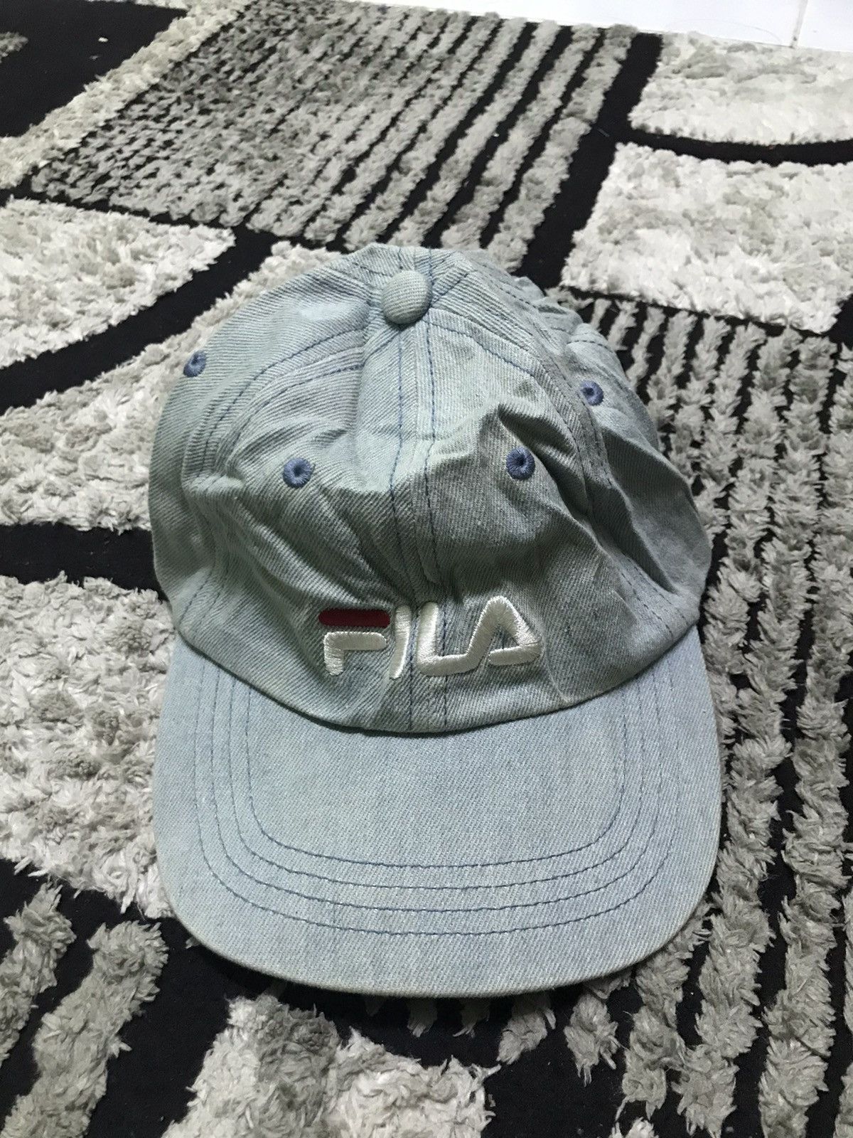 Fila × Vintage Fila Size ONE SIZE - 1 Thumbnail