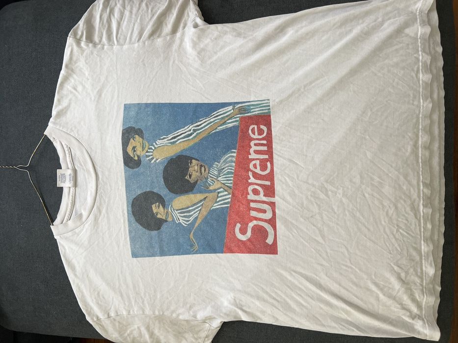 Supreme group 2024 tee grey