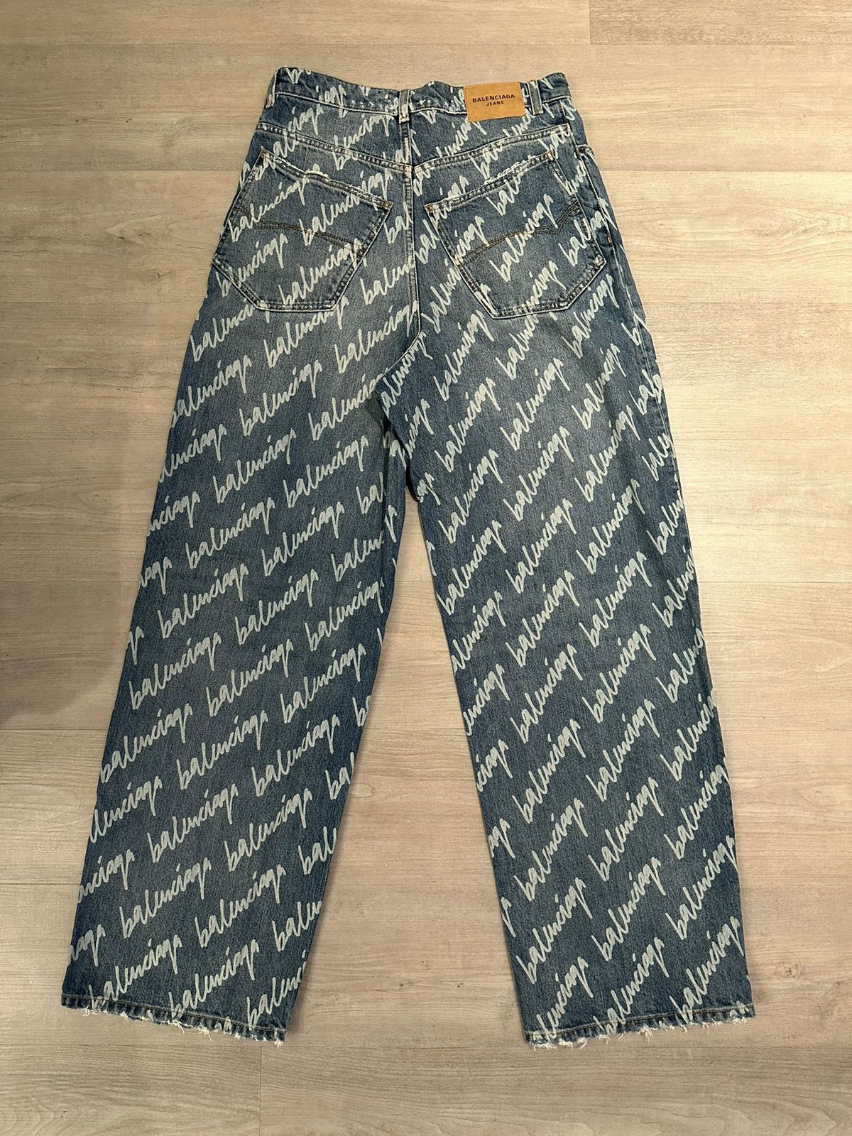 Balenciaga Balenciaga Large Fit Script Denim Pants Size US 30 / EU 46 - 5 Thumbnail