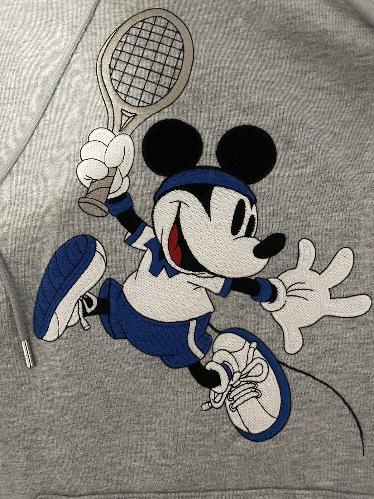 Mickey mouse tennis hoodie lacoste deals