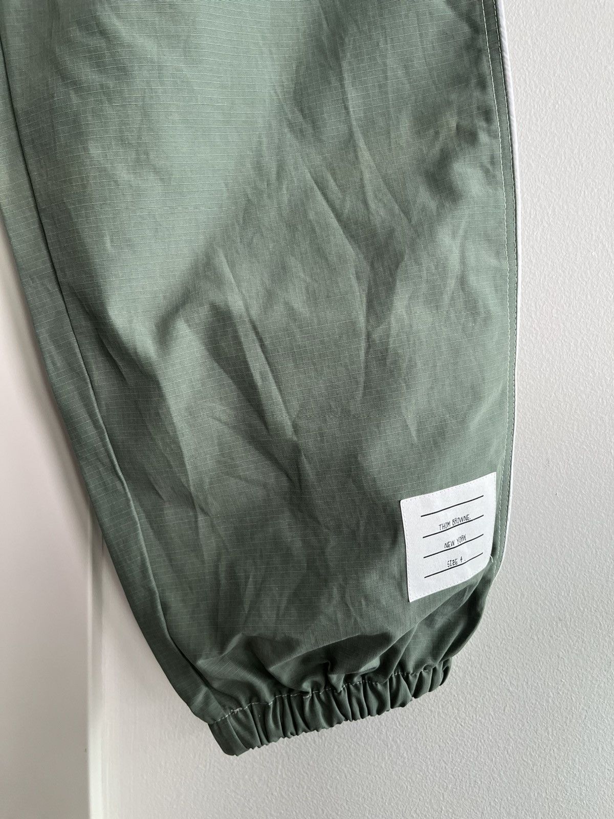 Thom Browne Brand New Thom Browne Limited Edition Iconic Dark Green Size US 33 - 14 Thumbnail