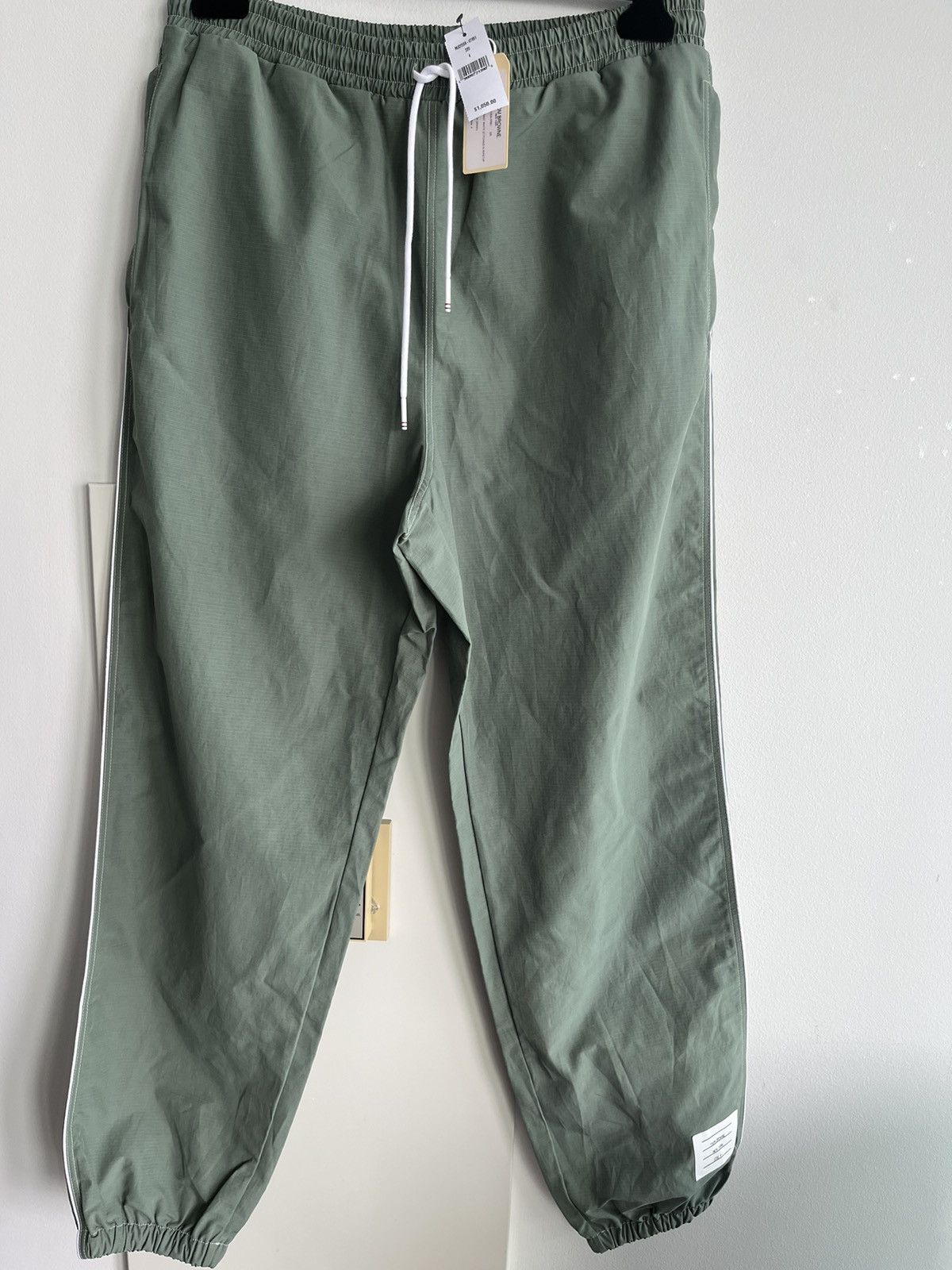 Thom Browne Brand New Thom Browne Limited Edition Iconic Dark Green Size US 33 - 13 Thumbnail