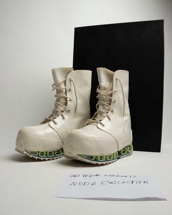 Adidas Raf Simons (sample) Bunny Bounce boots AW14-15