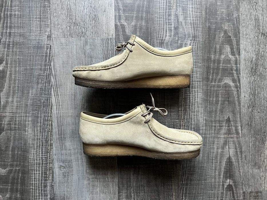 clarks wallabees leather