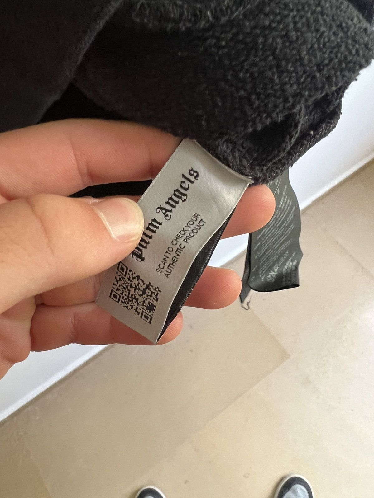 Palm Angels Palm angels Paris sprayed Logo Size US M / EU 48-50 / 2 - 11 Thumbnail