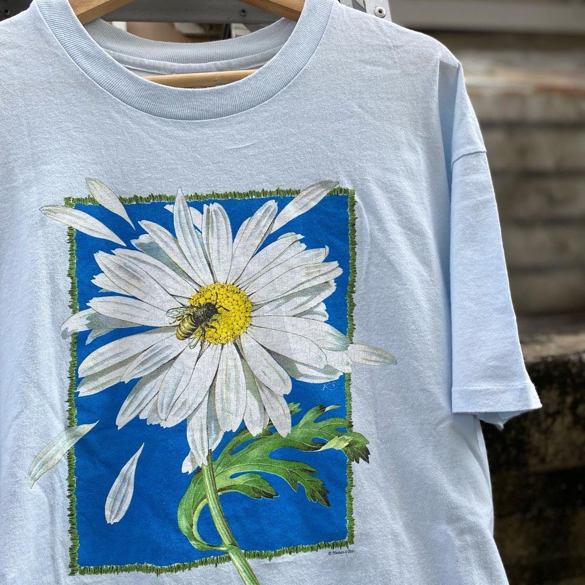 Other Vintage 1994 Nature Tee – Daisy (DDP / No Import Fees) Size US XL / EU 56 / 4 - 1 Thumbnail