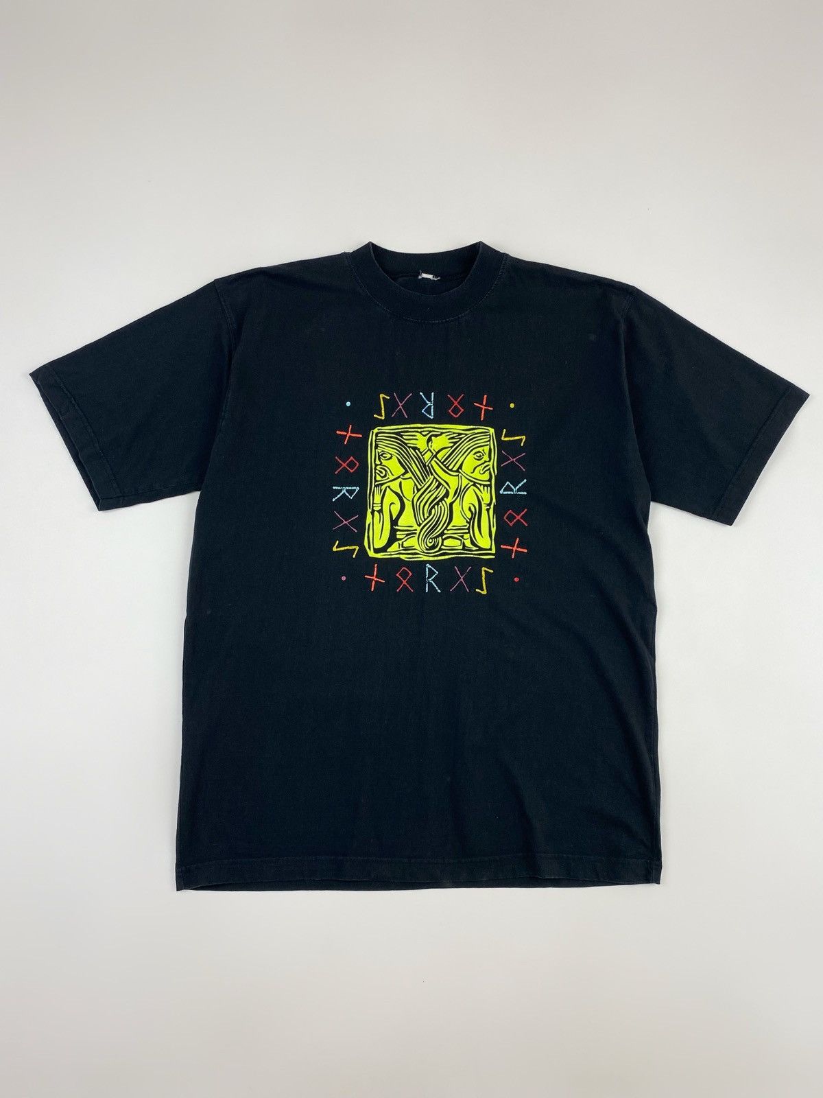 Vintage Vintage Art Black T-Shirt Size US XL / EU 56 / 4 - 1 Thumbnail