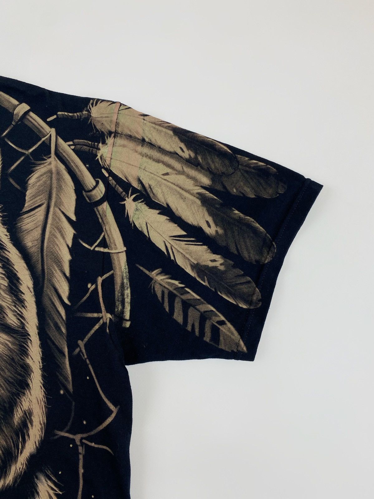 Liquid Blue × Vintage 1996 Vintage Liquid Blue Indian Over Print T-Shirt Size US XL / EU 56 / 4 - 6 Thumbnail