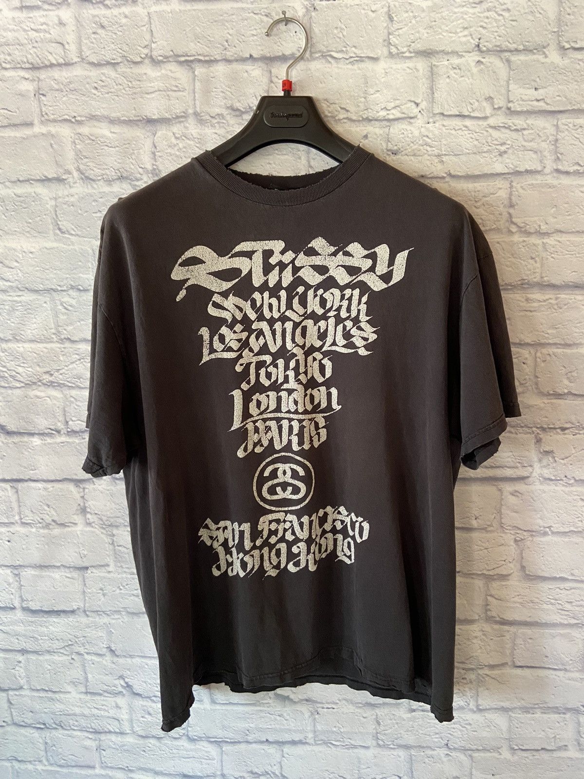 Stussy VINTAGE DISTRESSED STUSSY ‘00 GRAFFITI TEE Size US XL / EU 56 / 4 - 6 Thumbnail