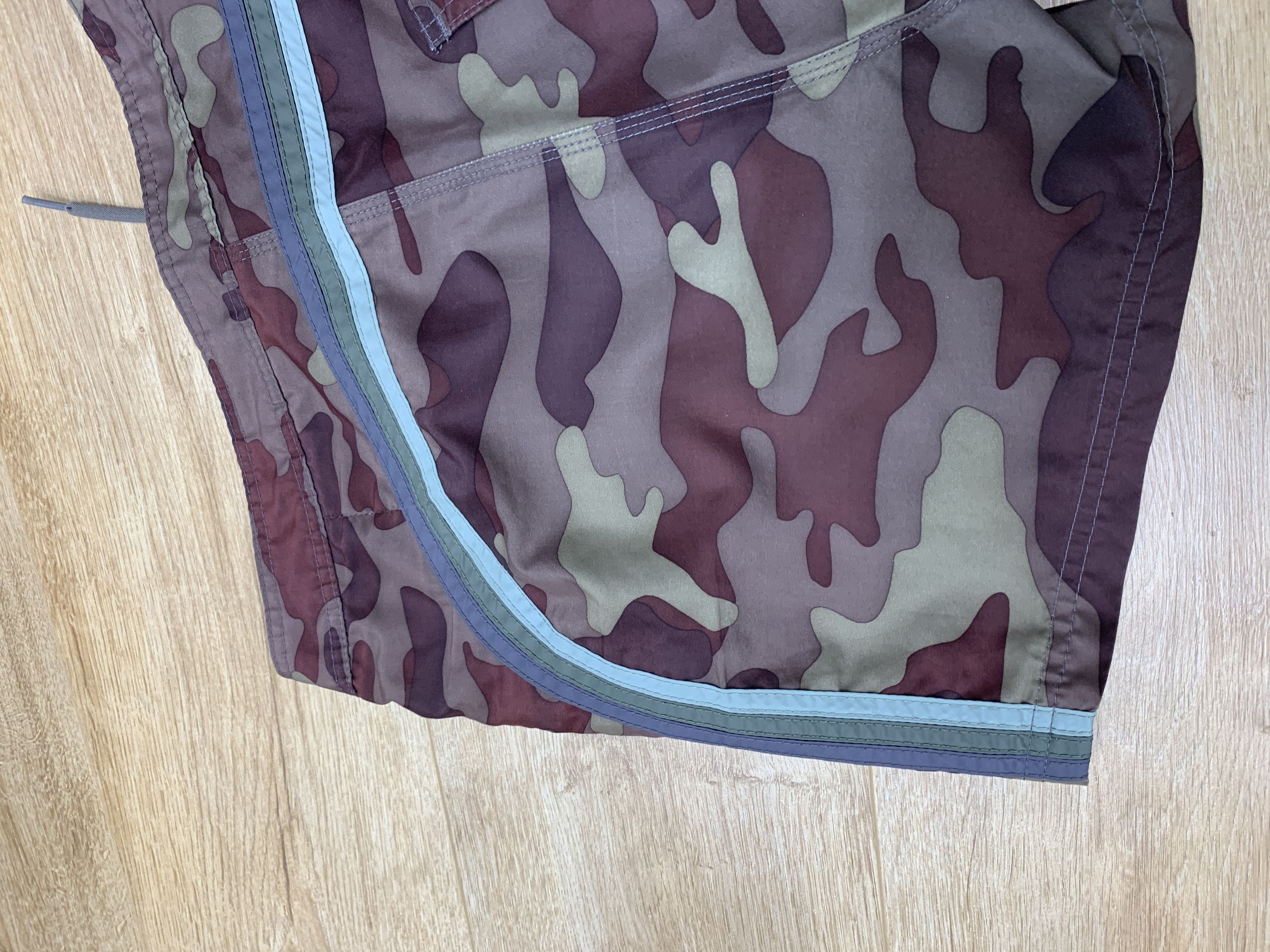 Sundek Camouflage Sundek 29 Beach Shorts Trunks BathSuit Size 29 S Size US 29 - 9 Thumbnail