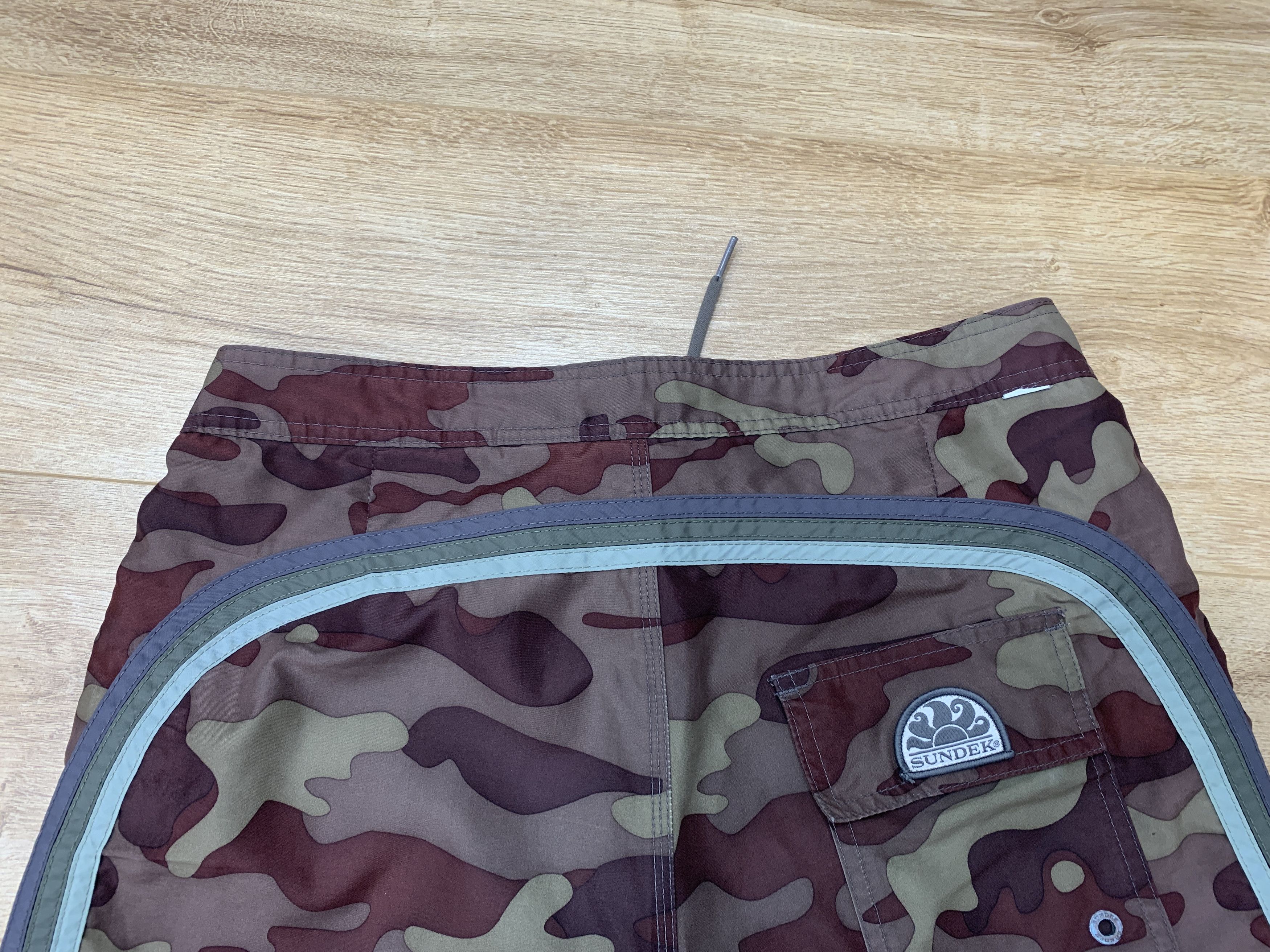Sundek Camouflage Sundek 29 Beach Shorts Trunks BathSuit Size 29 S Size US 29 - 5 Thumbnail