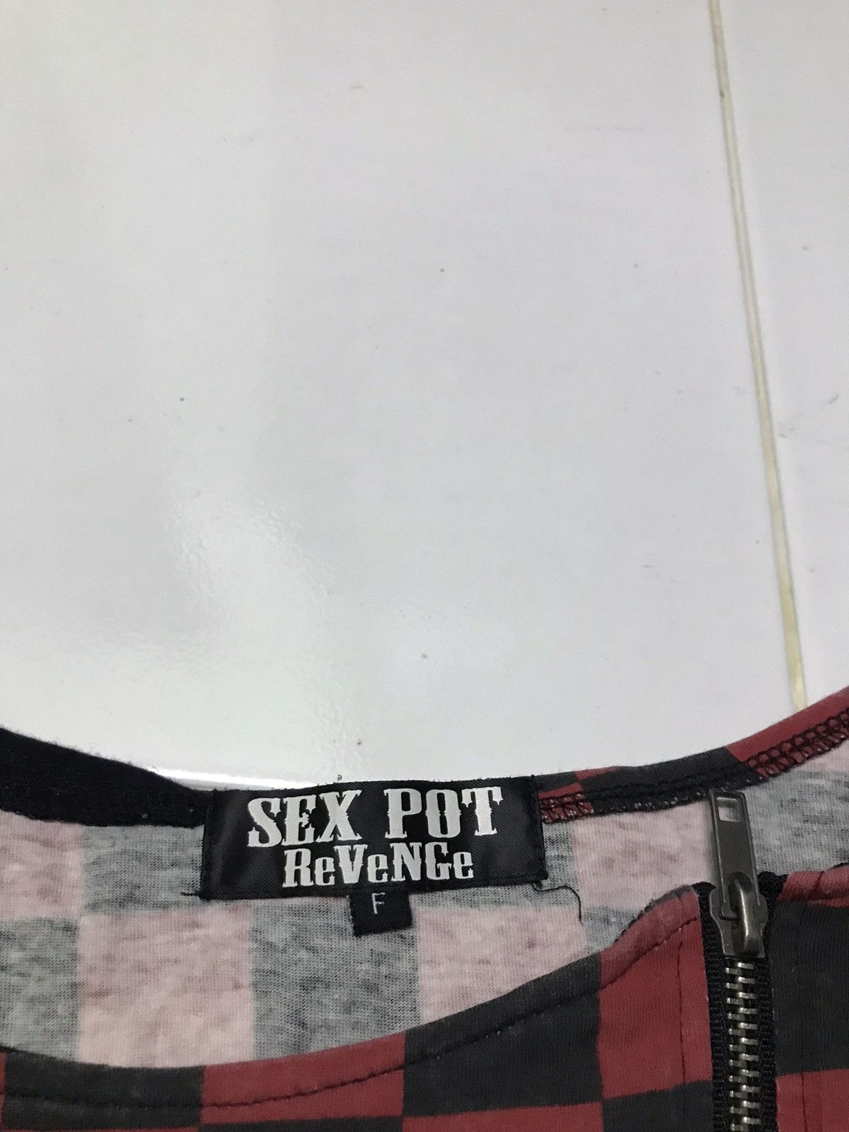 Seditionaries 🔥Rare🔥 Sex pot revenge tee Size US S / EU 44-46 / 1 - 3 Thumbnail