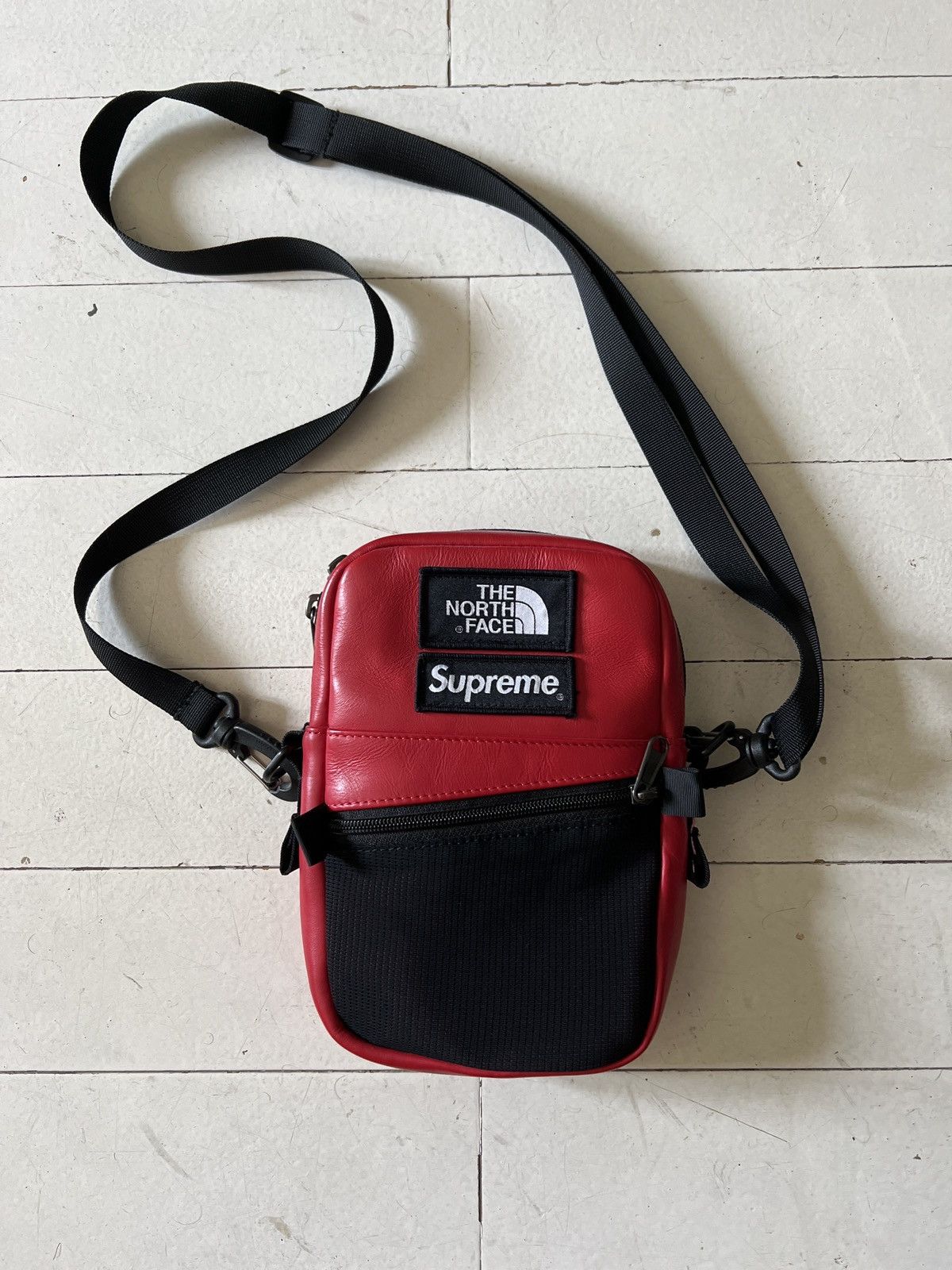 Supreme Supreme x The North Face Red Leather Shoulder Bag (FW18