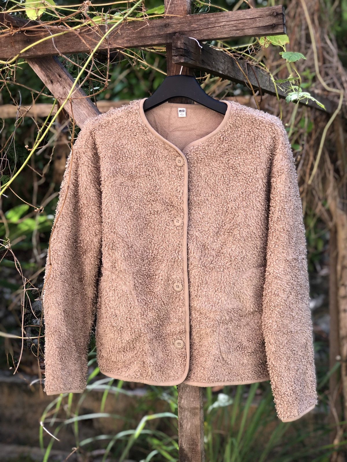 Uniqlo Uniqlo Deep Pile Cardigan Jacket Brown Color Size US S / EU 44-46 / 1 - 1 Thumbnail