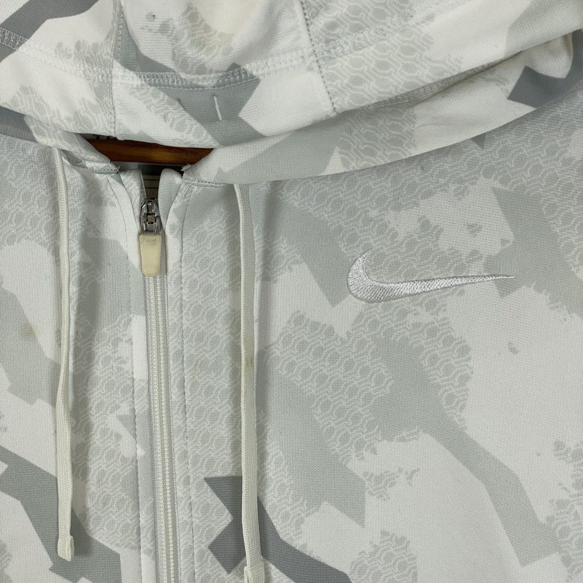 Nike Nike Therma Fit Embroidered Swoosh Hooded Jacket Size US L / EU 52-54 / 3 - 11 Thumbnail