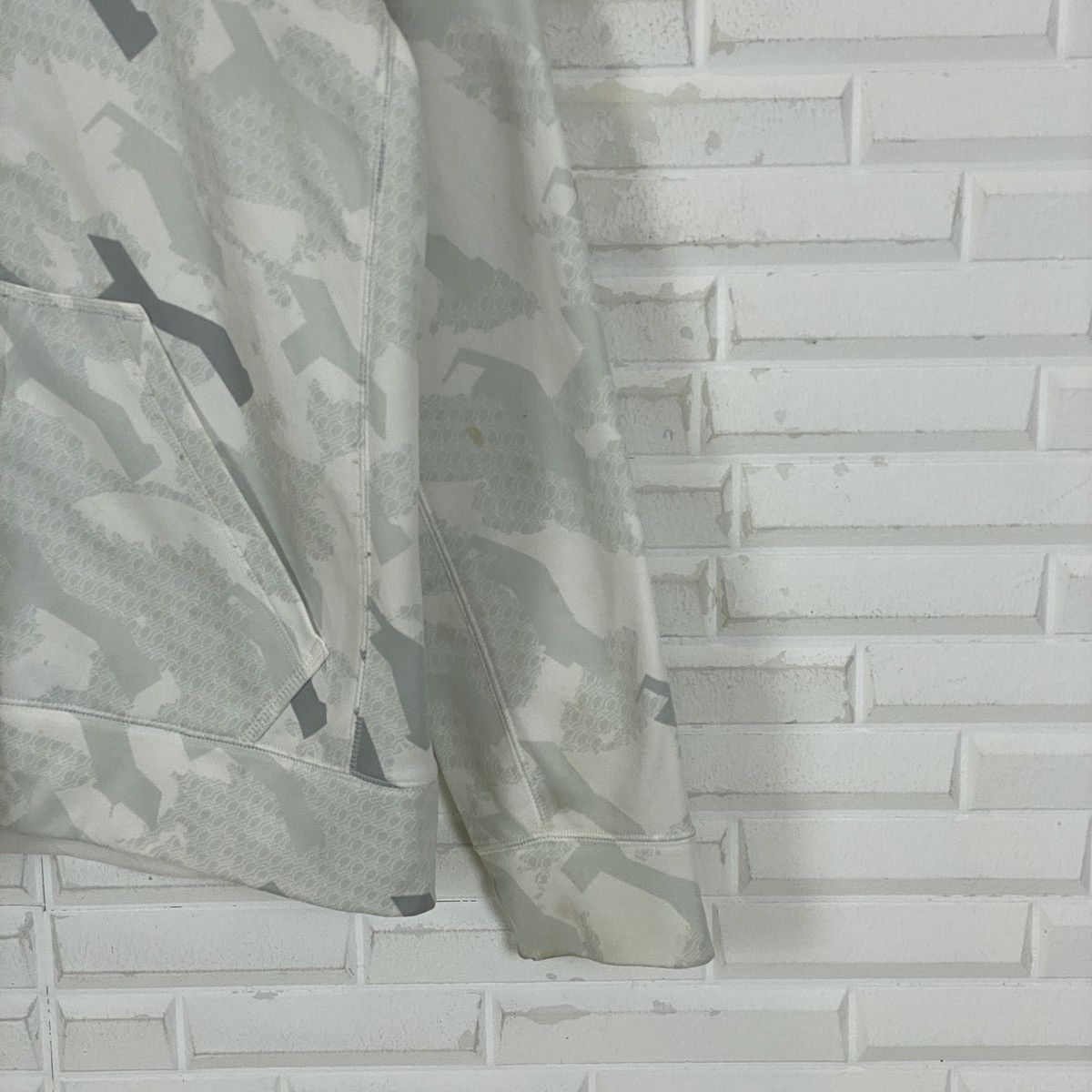 Nike Nike Therma Fit Embroidered Swoosh Hooded Jacket Size US L / EU 52-54 / 3 - 5 Thumbnail