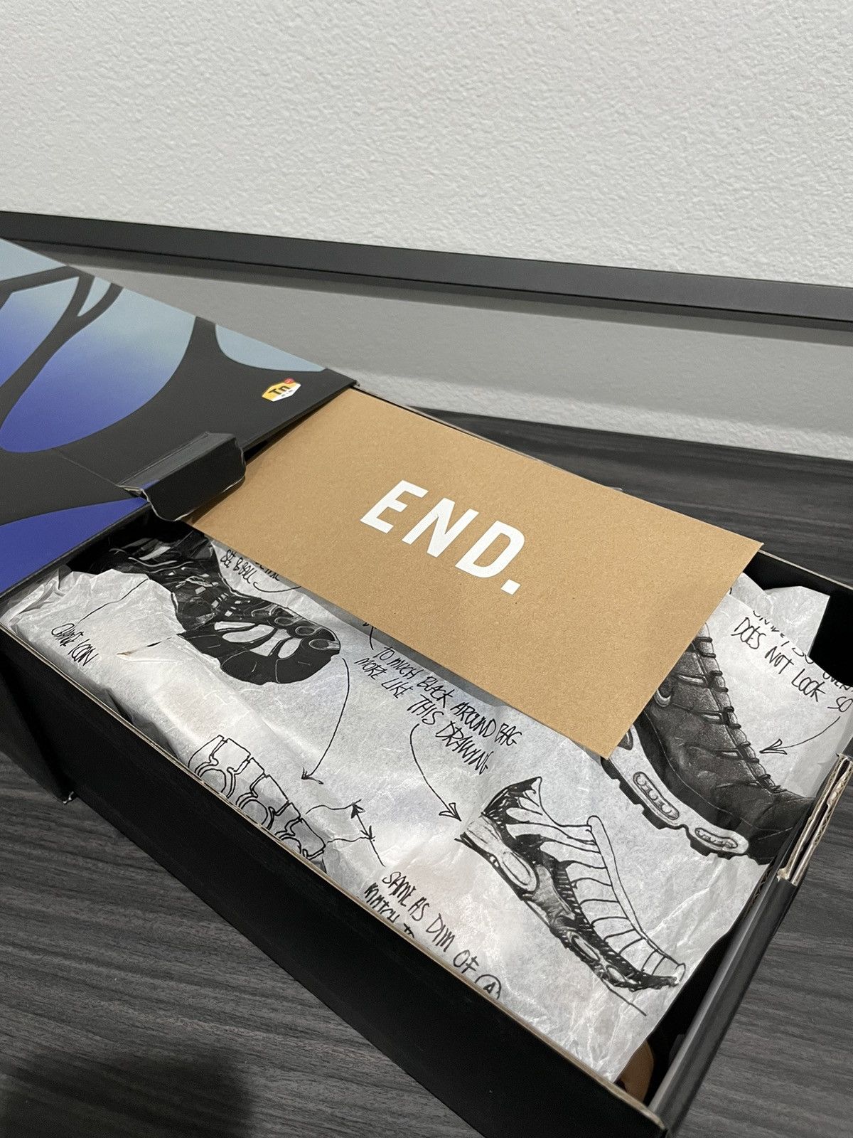 Nike 2018 Nike OG Air Max Plus Hyper Blue Size US 9 / EU 42 - 13 Thumbnail