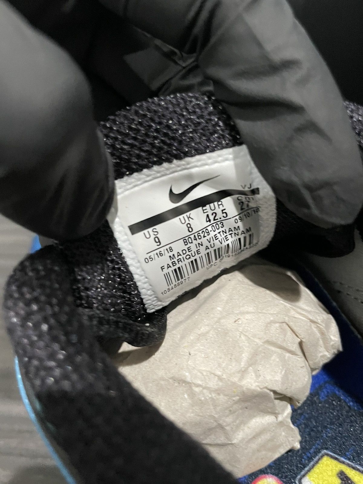 Nike 2018 Nike OG Air Max Plus Hyper Blue Size US 9 / EU 42 - 11 Thumbnail
