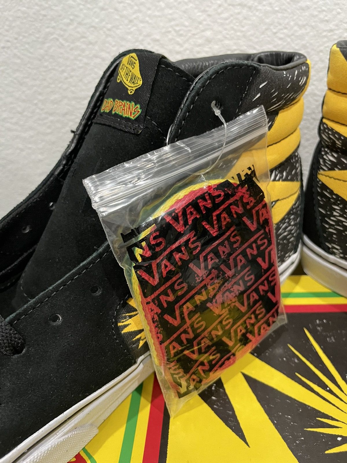 Vans Bad brains x VANS 2009 OG sk8 Hi black 8.5 Size US 8.5 / EU 41-42 - 9 Thumbnail