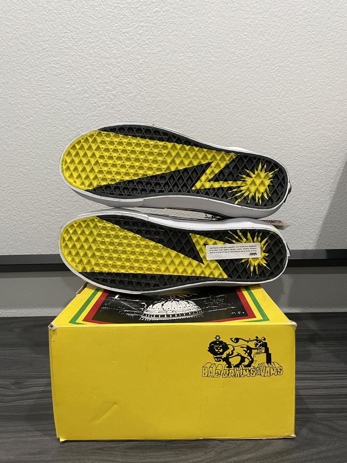 Vans Bad brains x VANS 2009 OG sk8 Hi black 8.5 Size US 8.5 / EU 41-42 - 2 Thumbnail