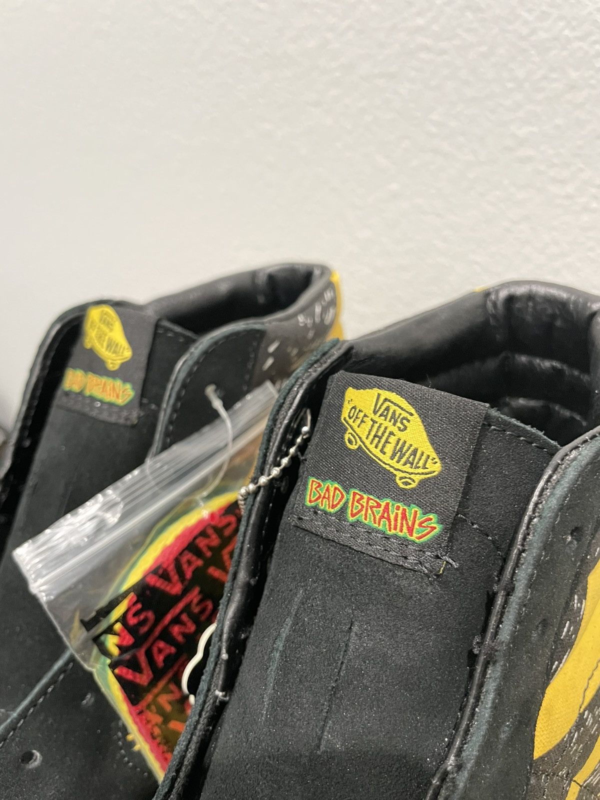 Vans Bad brains x VANS 2009 OG sk8 Hi black 8.5 Size US 8.5 / EU 41-42 - 6 Thumbnail