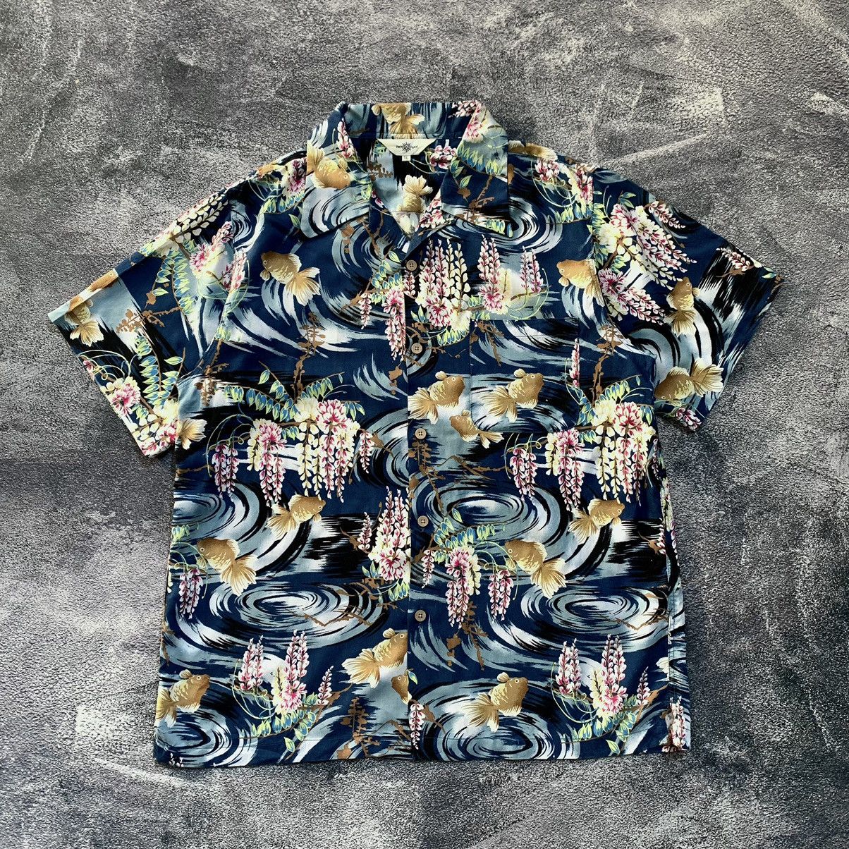 Japanese Brand 🔥Patina Rayon Koi Gold fish Hawaiian shirt Size US L / EU 52-54 / 3 - 1 Thumbnail