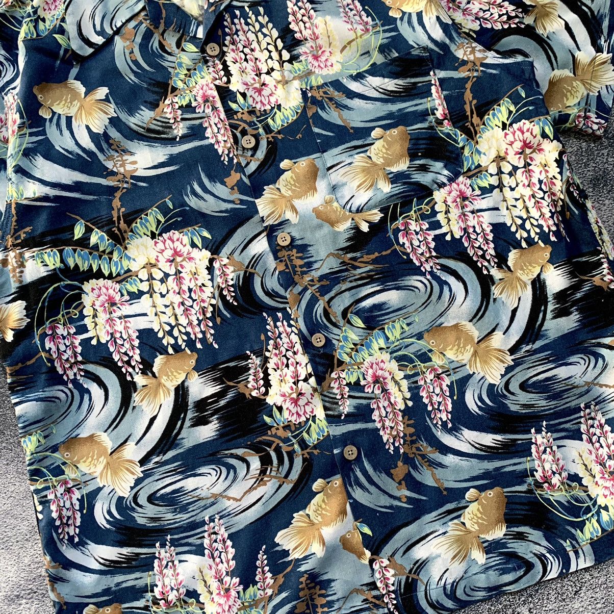 Japanese Brand 🔥Patina Rayon Koi Gold fish Hawaiian shirt Size US L / EU 52-54 / 3 - 4 Thumbnail