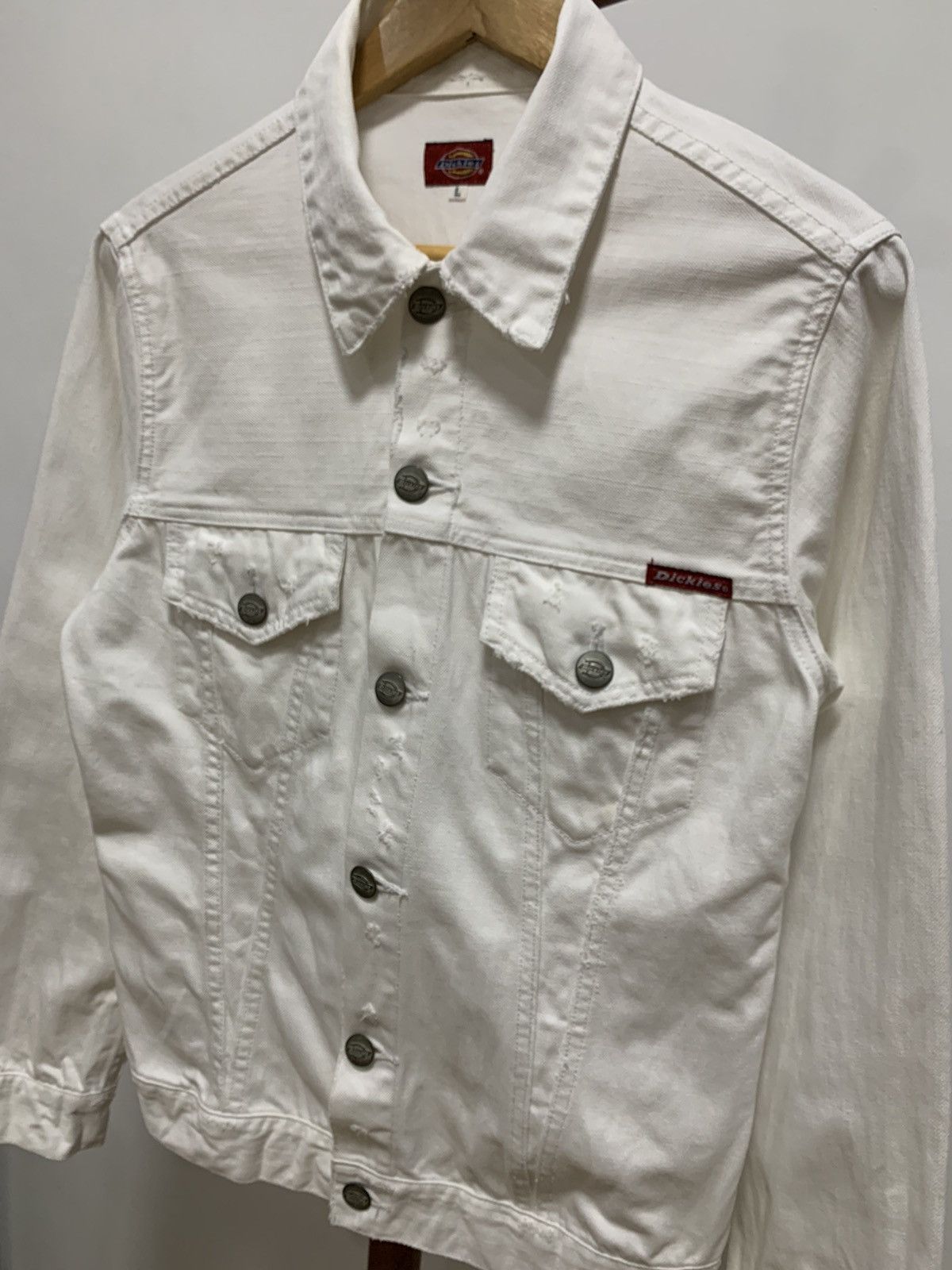 Vintage Vintage Dickies Distressed White Denim Jacket Size US S / EU 44-46 / 1 - 5 Thumbnail