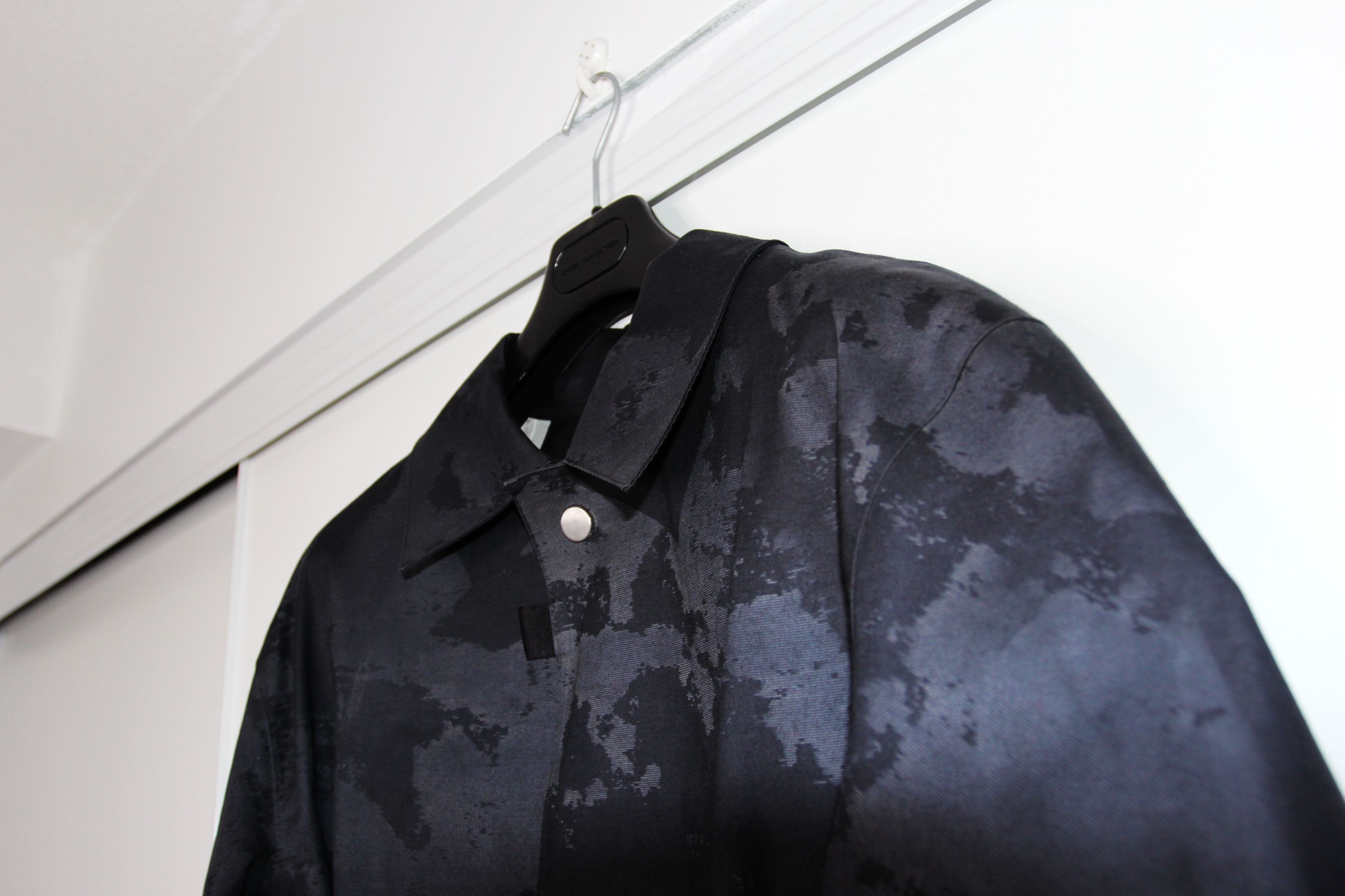 1017 ALYX 9SM × Mackintosh 1017 ALYX 9SM x MACKINTOSH BONDED COTTON LASER CUT COAT L Size US L / EU 52-54 / 3 - 4 Thumbnail