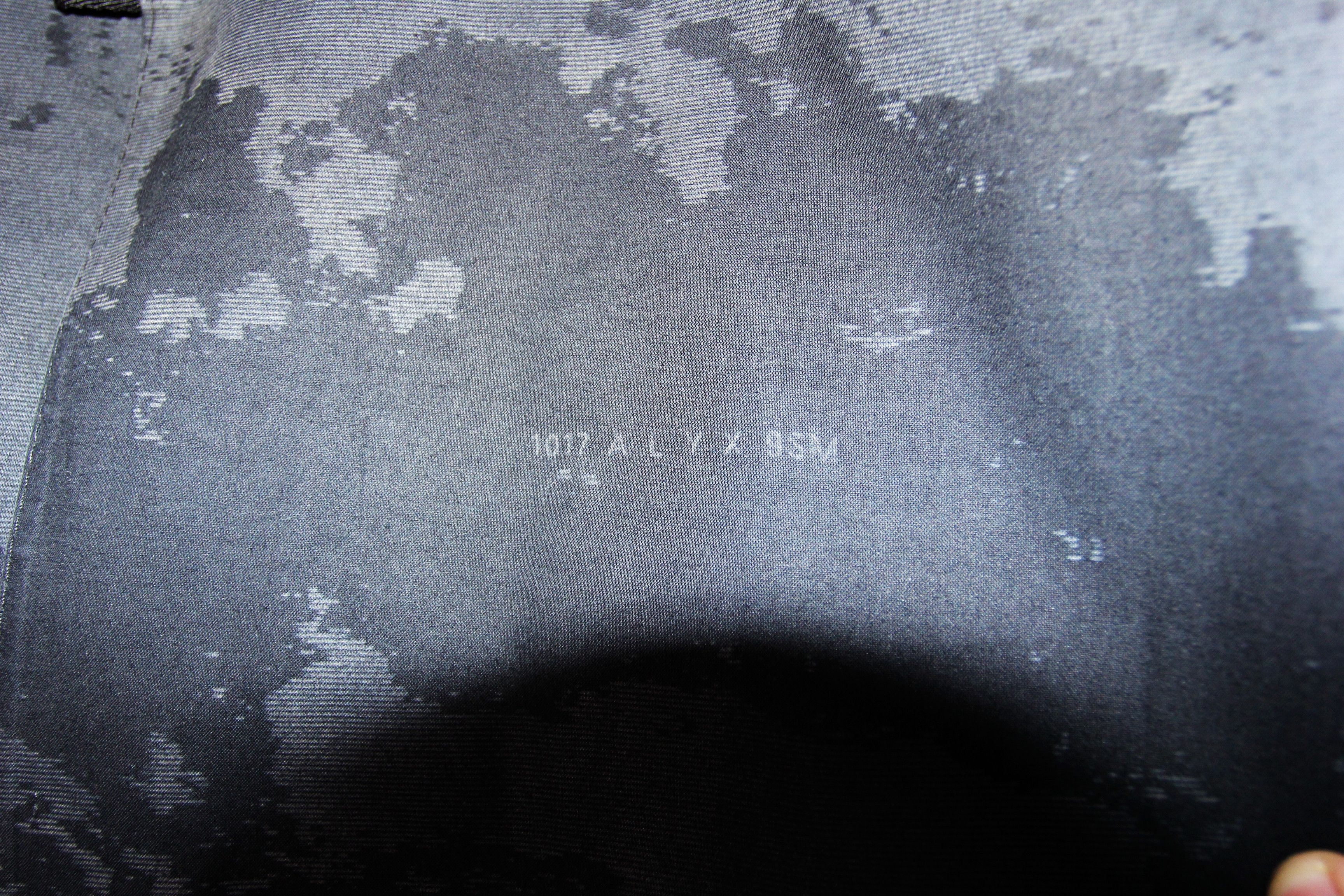1017 ALYX 9SM × Mackintosh 1017 ALYX 9SM x MACKINTOSH BONDED COTTON LASER CUT COAT L Size US L / EU 52-54 / 3 - 8 Thumbnail