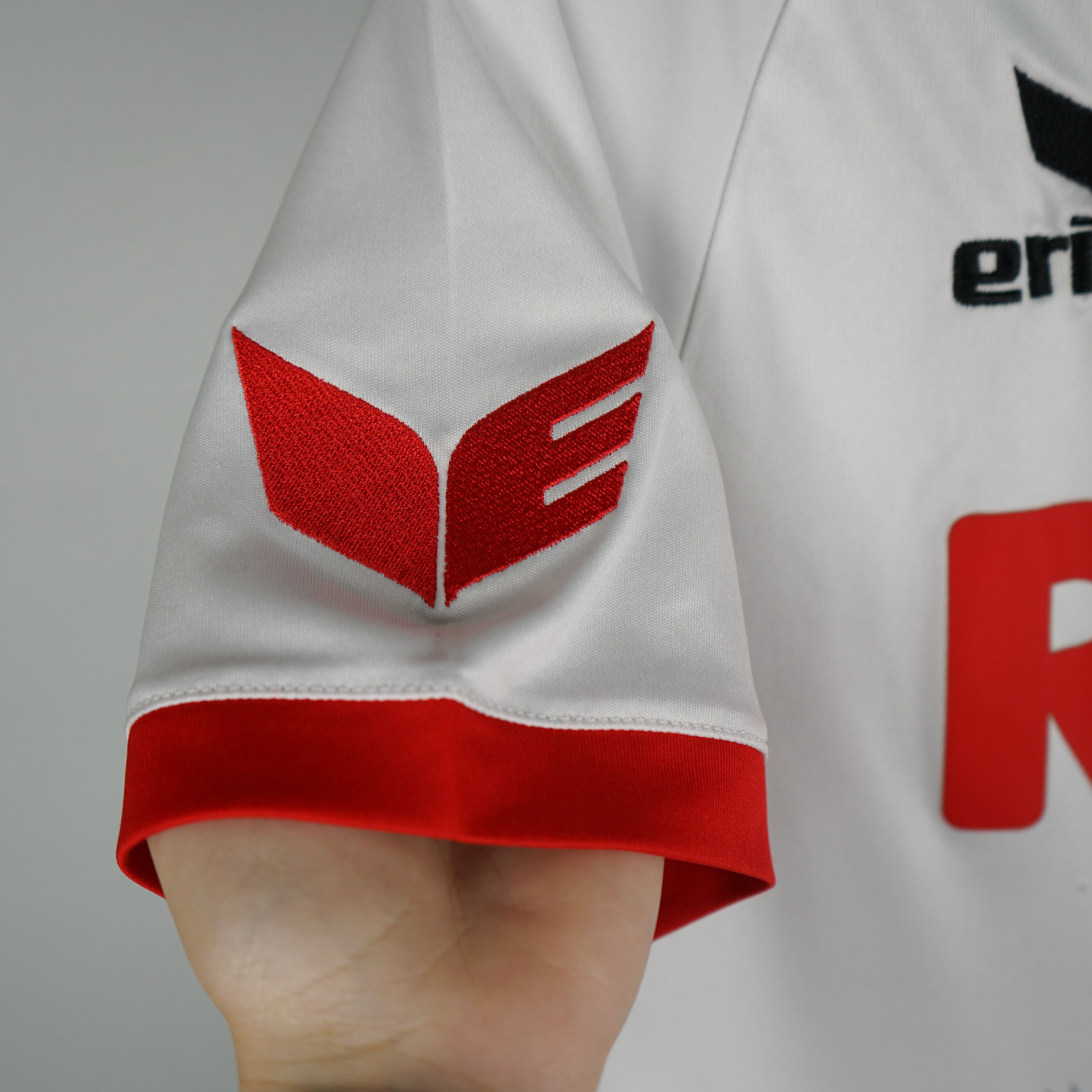 Vintage 2016 FC Koln Football Jersey REWE ERIMA Size US S / EU 44-46 / 1 - 9 Thumbnail