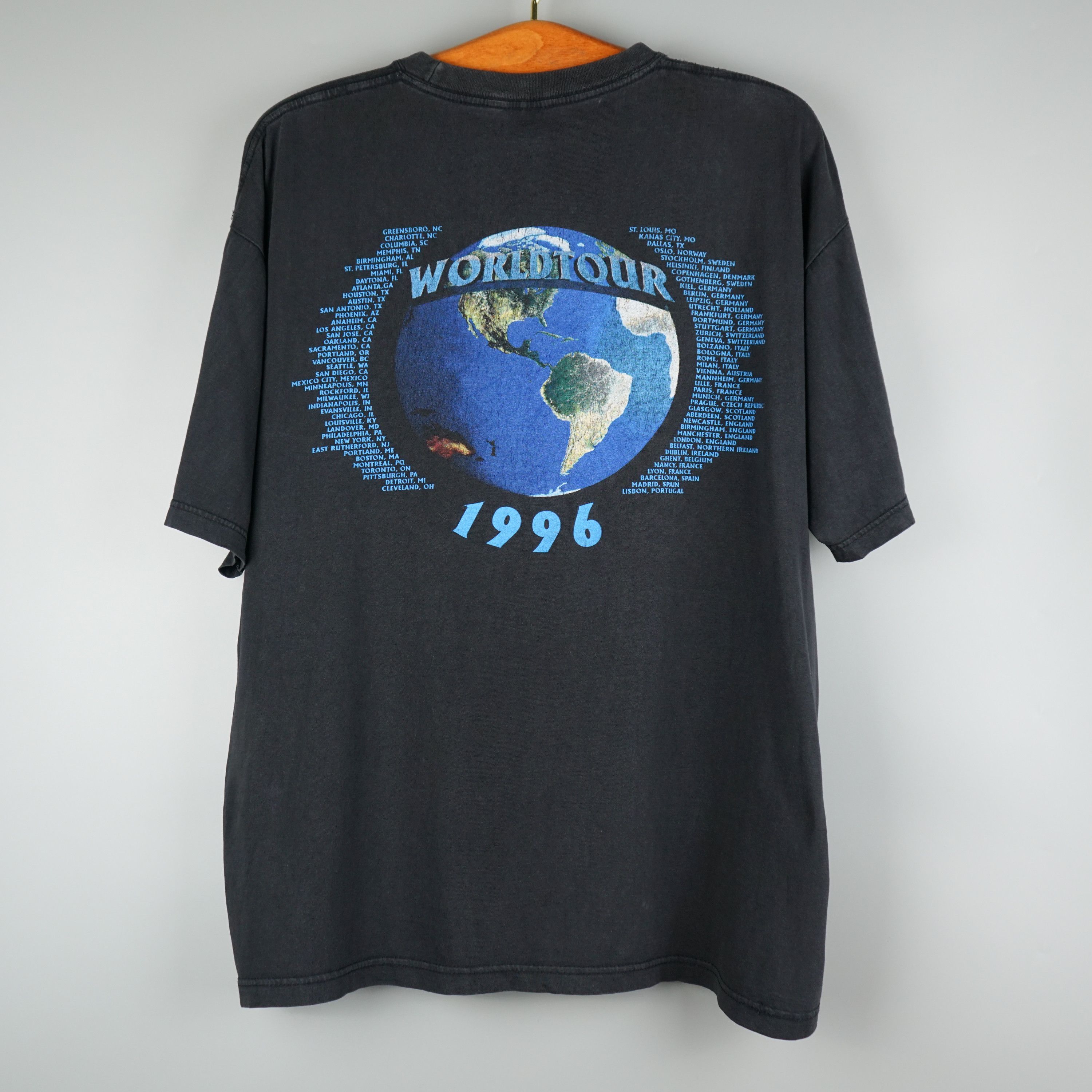 Band Tees × Vintage 1996 ACDC T-Shirt BallBreaker World Tour Size US XL / EU 56 / 4 - 7 Thumbnail