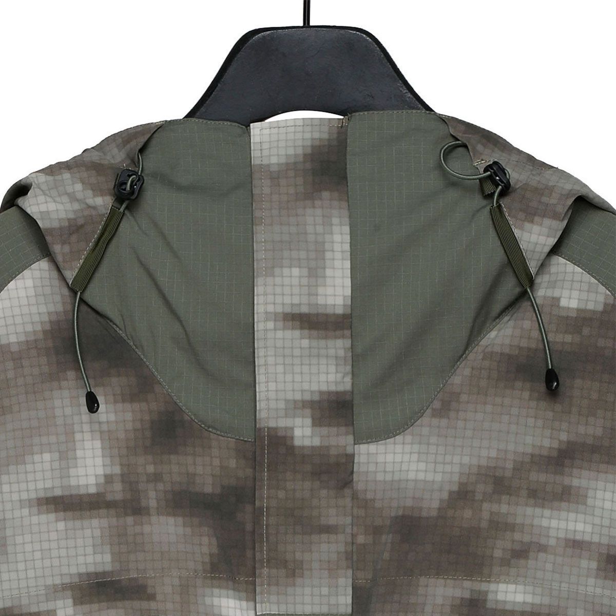 White Mountaineering BNWT AW20 WHITE MOUNTAINEERING INFINIUM CLOUD COAT 2 Size US M / EU 48-50 / 2 - 16 Thumbnail