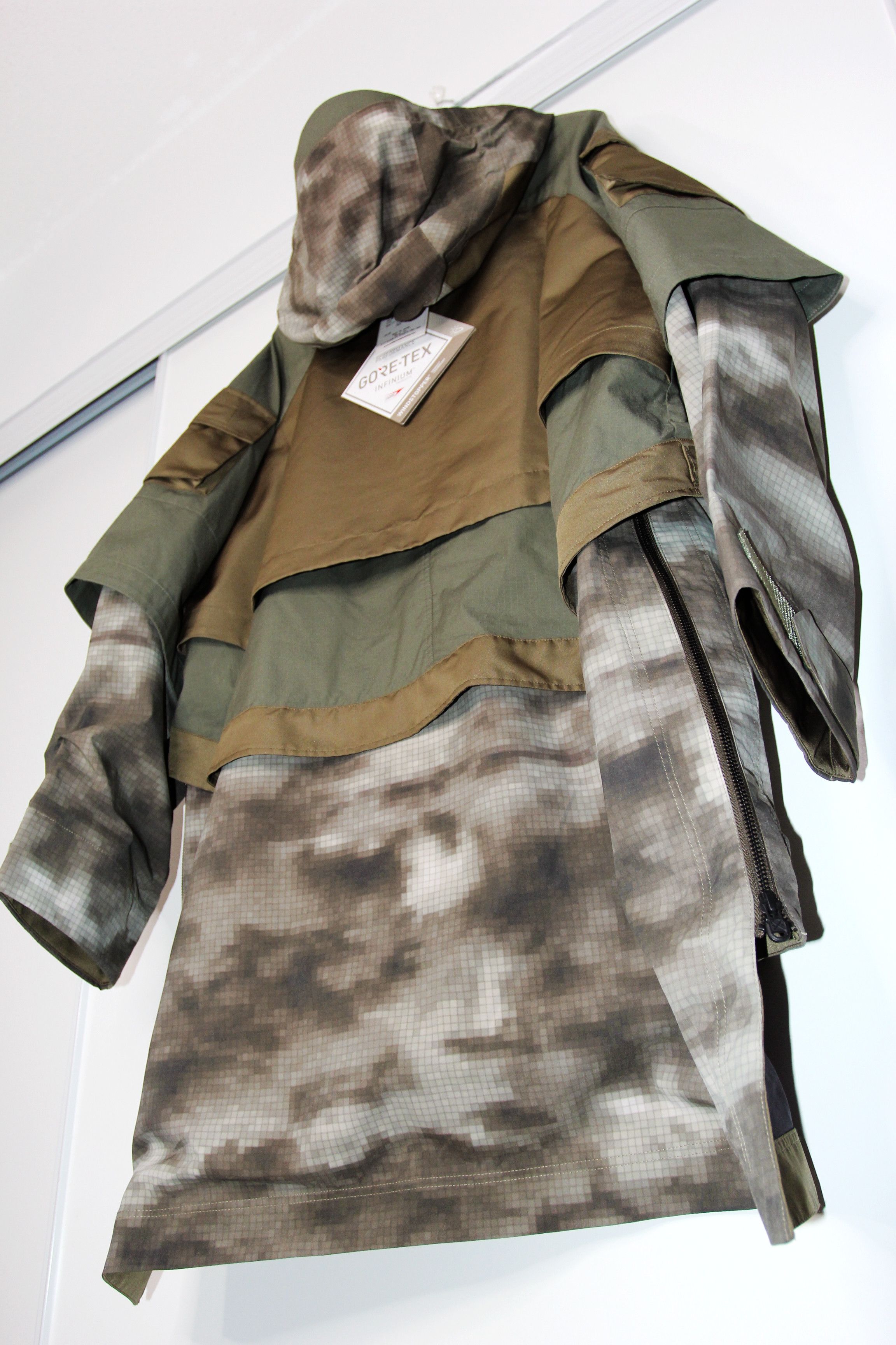 White Mountaineering BNWT AW20 WHITE MOUNTAINEERING INFINIUM CLOUD COAT 2 Size US M / EU 48-50 / 2 - 11 Thumbnail