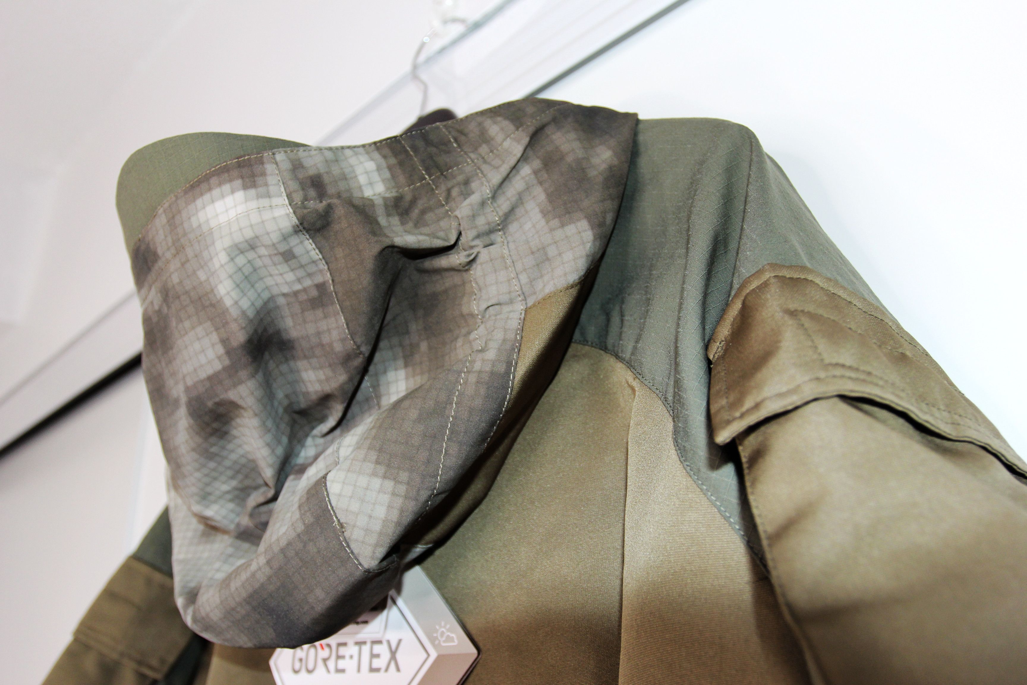 White Mountaineering BNWT AW20 WHITE MOUNTAINEERING INFINIUM CLOUD COAT 2 Size US M / EU 48-50 / 2 - 9 Thumbnail