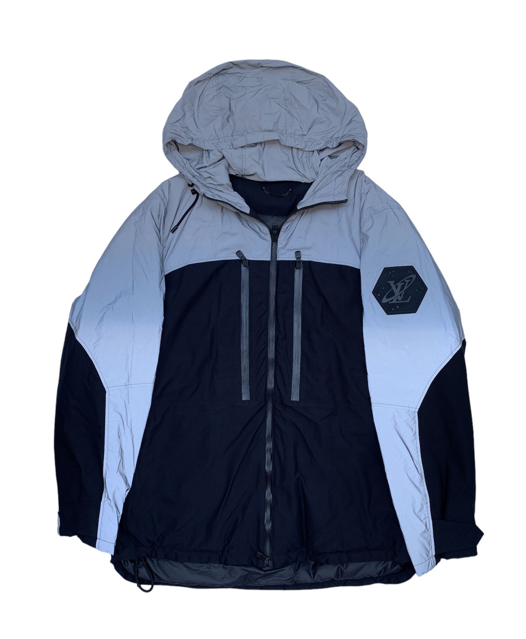 Louis Vuitton Louis Vuitton Patch Ski Jacket Size 50 Black Gray BNWT $3950 Size US M / EU 48-50 / 2 - 5 Thumbnail