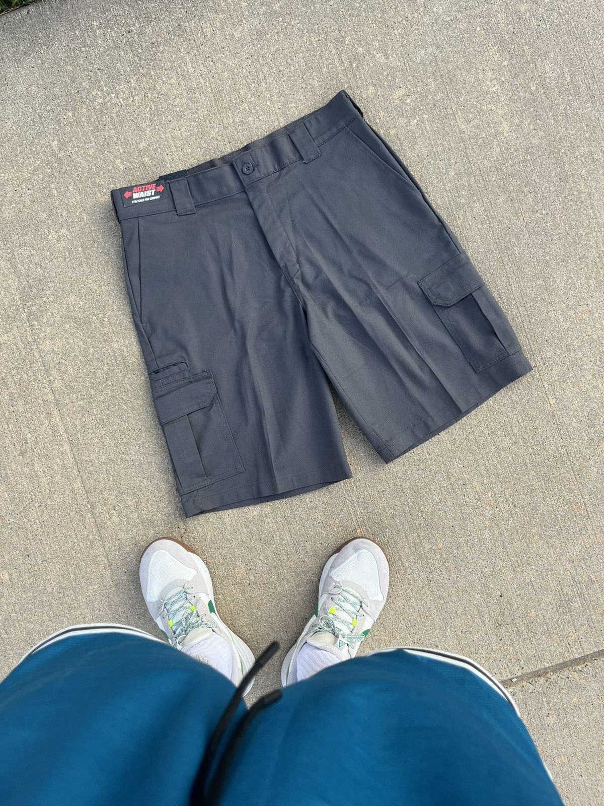 Dickies × Vintage VINTAGE Y2K DICKIES FLEX CARGO SHORTS REGULAR FIT Size US 36 / EU 52 - 7 Thumbnail