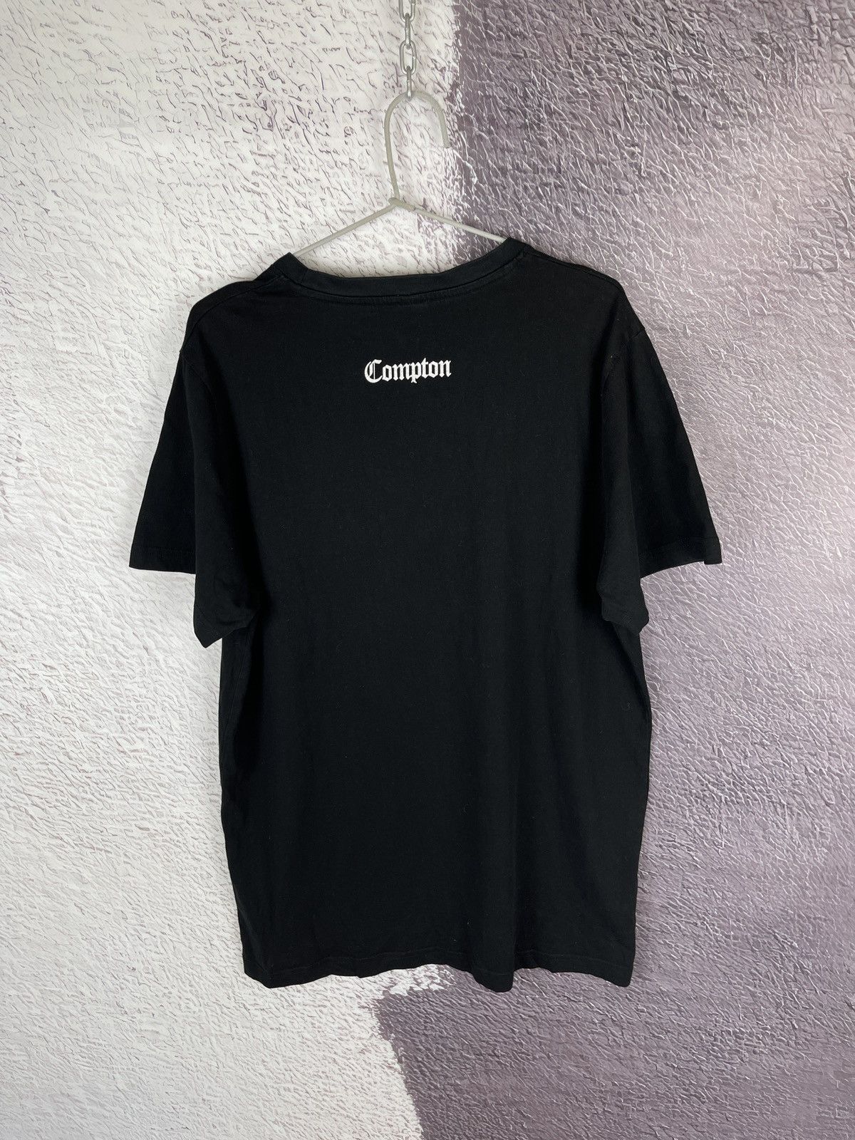 Band Tees Mister Tee Compton vintage big logo tee shirt Size US XL / EU 56 / 4 - 8 Thumbnail