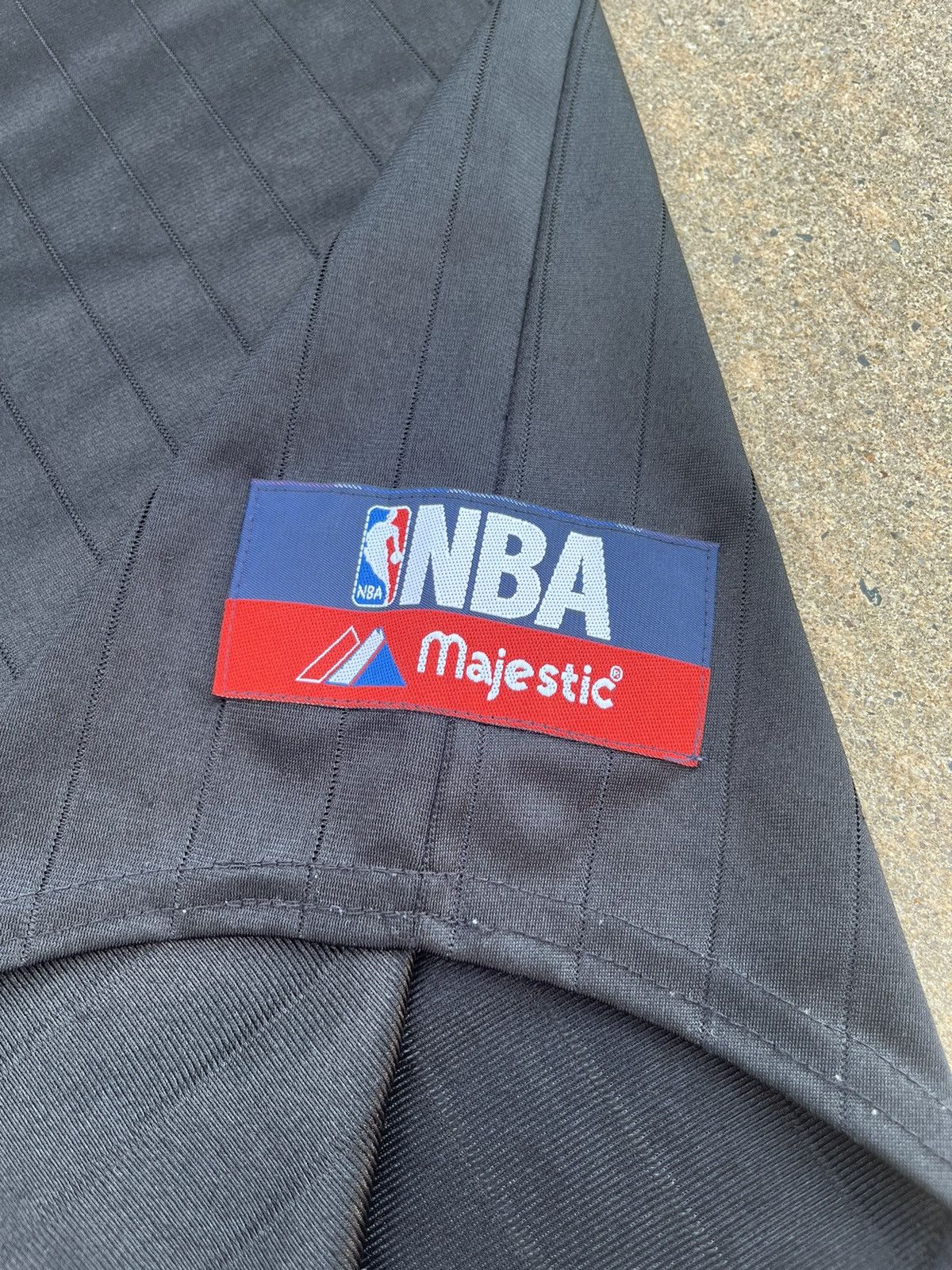 Majestic × NBA × Vintage VINTAGE 90’S NBA MAJESTIC BASKETBALL JERSEY Size US L / EU 52-54 / 3 - 16 Thumbnail