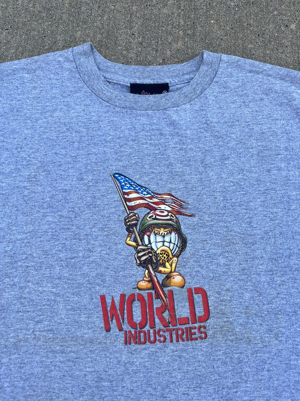 Hook-Ups VINTAGE 90’S WORLD INDUSTRIES SKATEBOARDS T-SHIRT Size US M / EU 48-50 / 2 - 1 Thumbnail