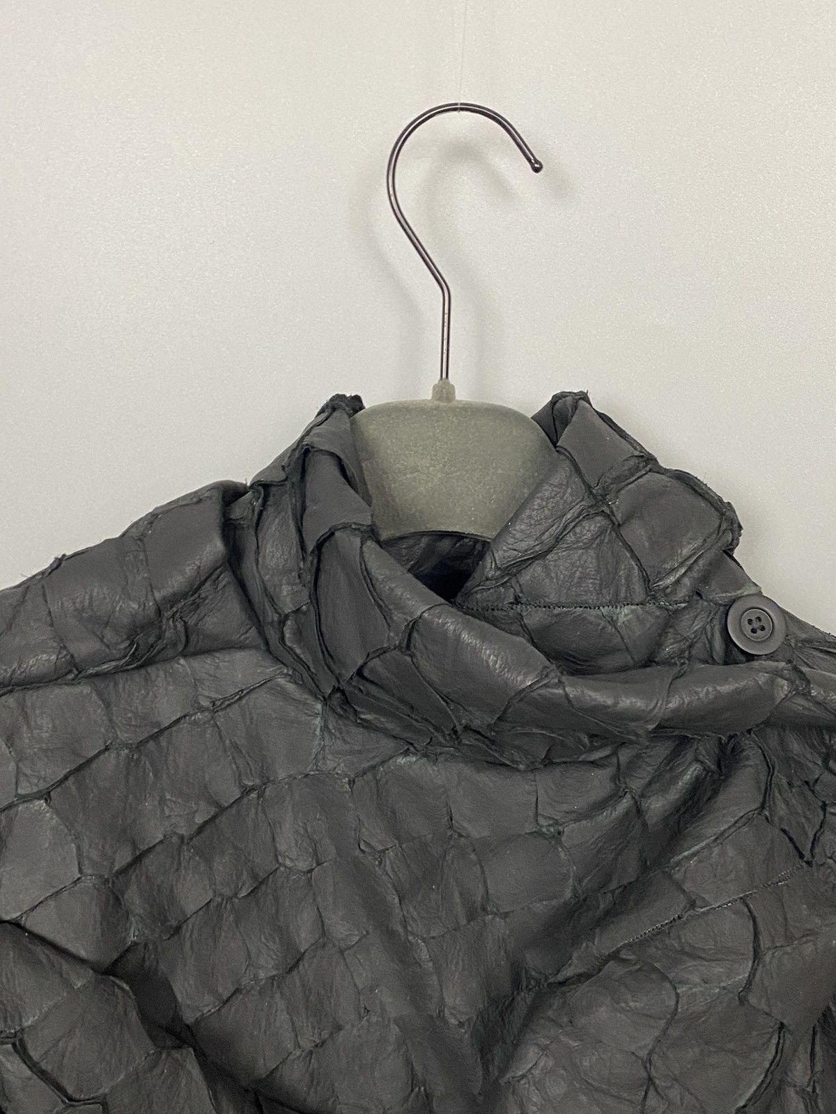 Rick Owens FW16 ‘MASTODON’ Pirarucu Cropped Draped Jacket Size US XXS / EU 40 - 4 Thumbnail