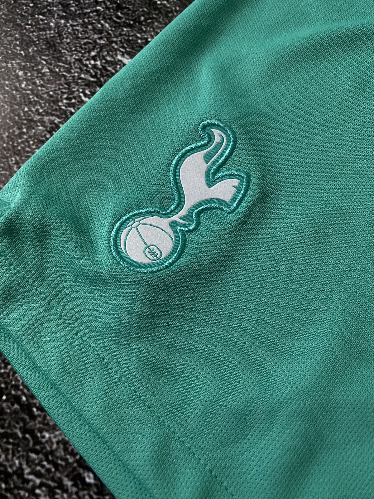 Nike Nike Football Shorts Tottenham Size US 30 / EU 46 - 3 Thumbnail