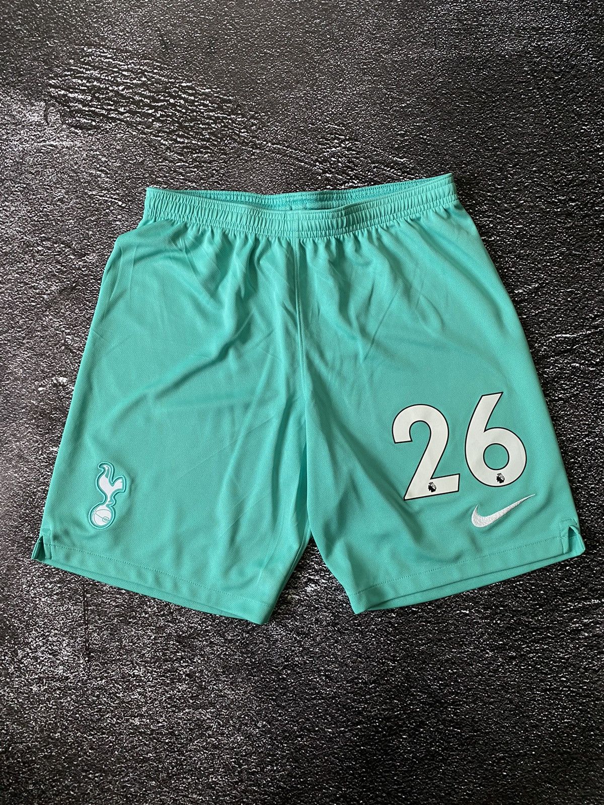 Nike Nike Football Shorts Tottenham Size US 30 / EU 46 - 1 Thumbnail