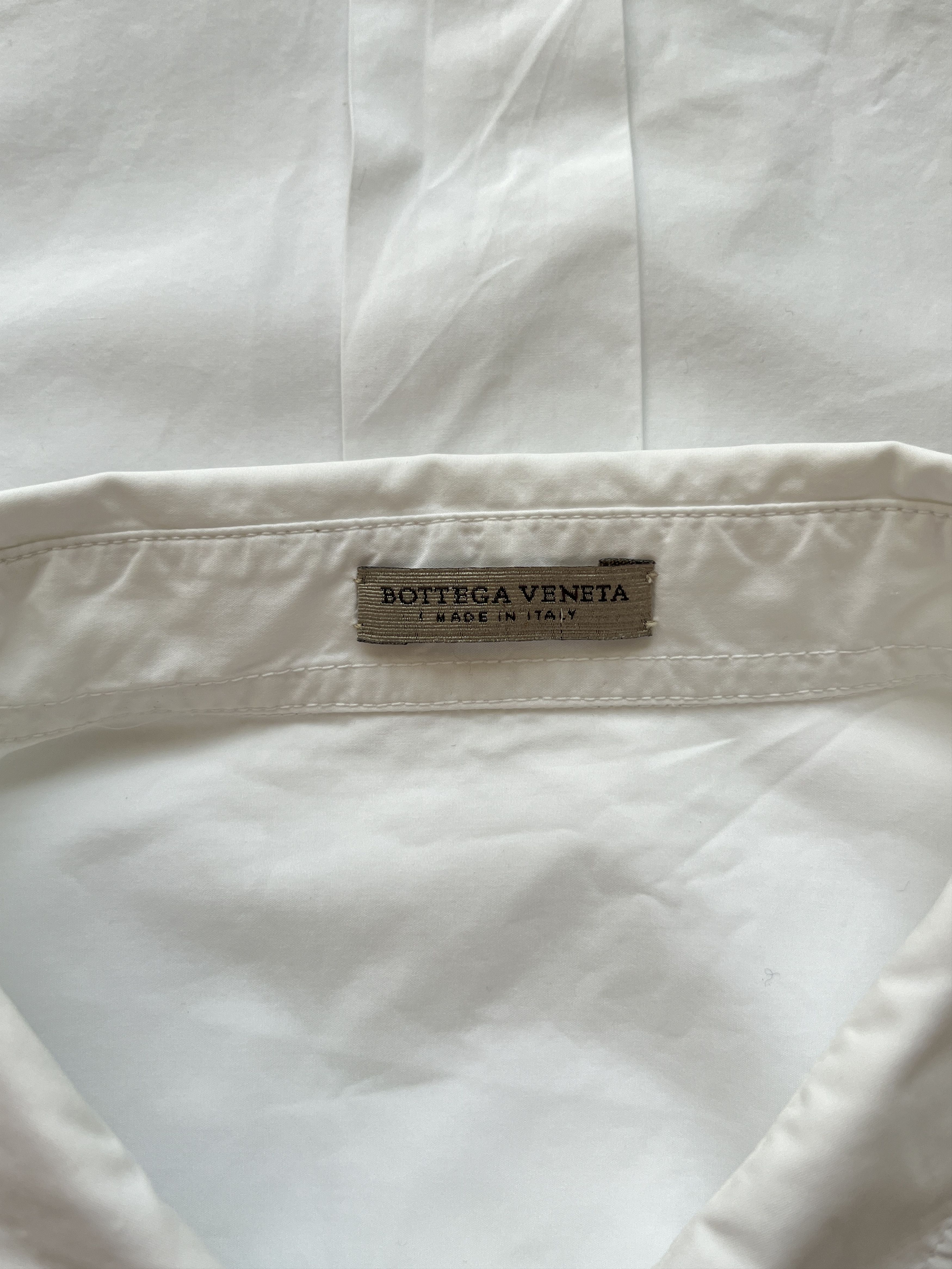Bottega Veneta ⚡️QUICK SALE⚡️Bottega Veneta White Button Up Shirt Size US M / EU 48-50 / 2 - 3 Thumbnail