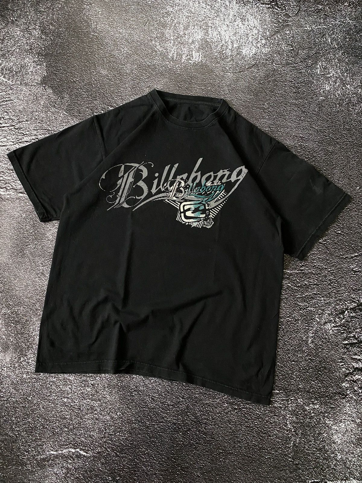 Vintage Billabong shops Y2K Black Tee