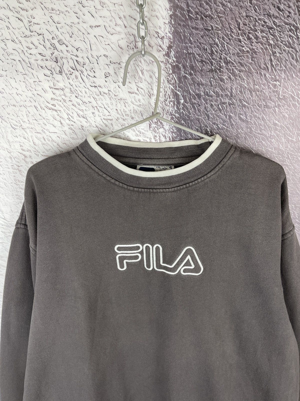 Fila Fila vintage grey big logo oversized sweatshirt faded Size US L / EU 52-54 / 3 - 7 Thumbnail