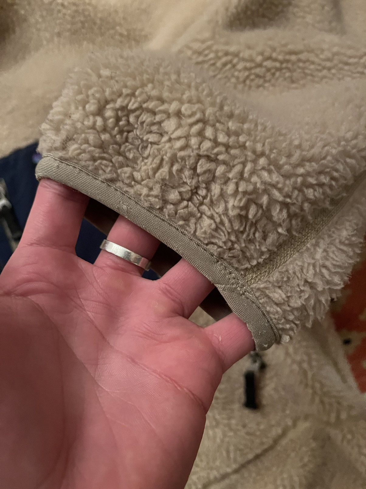 Patagonia Vintage patagonia fleece oatmeal deep pile synchilla Size US L / EU 52-54 / 3 - 5 Thumbnail