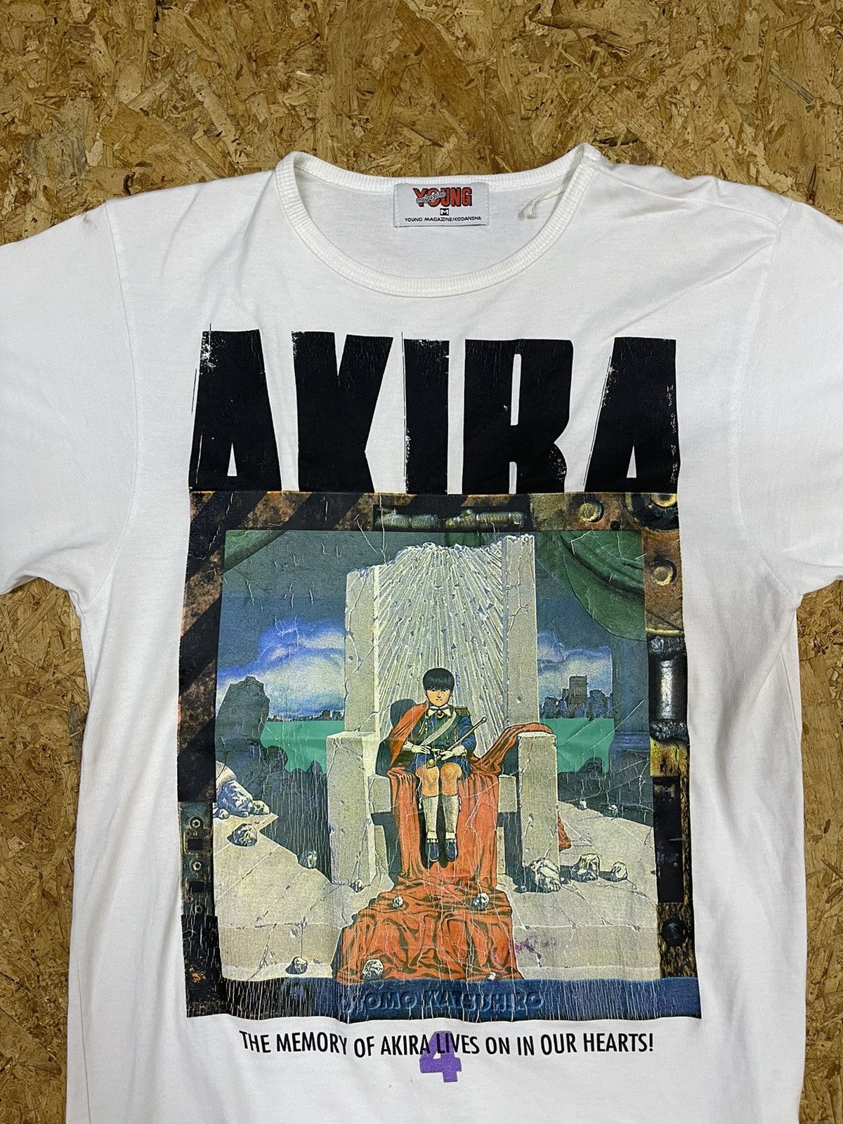 Anime × Vintage VINTAGE AKIRA CHAPTER 4 MAGAZINE 90s ANIME TEES Size US M / EU 48-50 / 2 - 3 Thumbnail